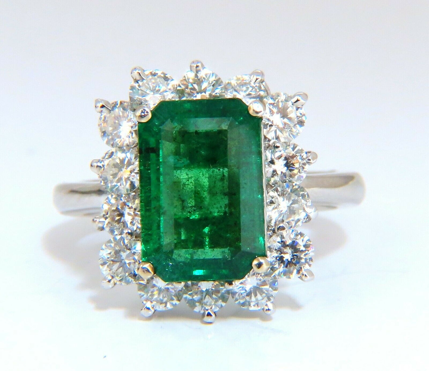 5.07ct Natural Emerald Diamonds Cluster Halo Ring 14kt