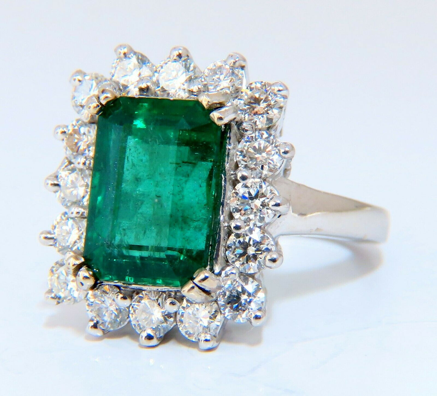 7.15ct Natural Emerald Diamonds Cluster Halo Ring 14kt