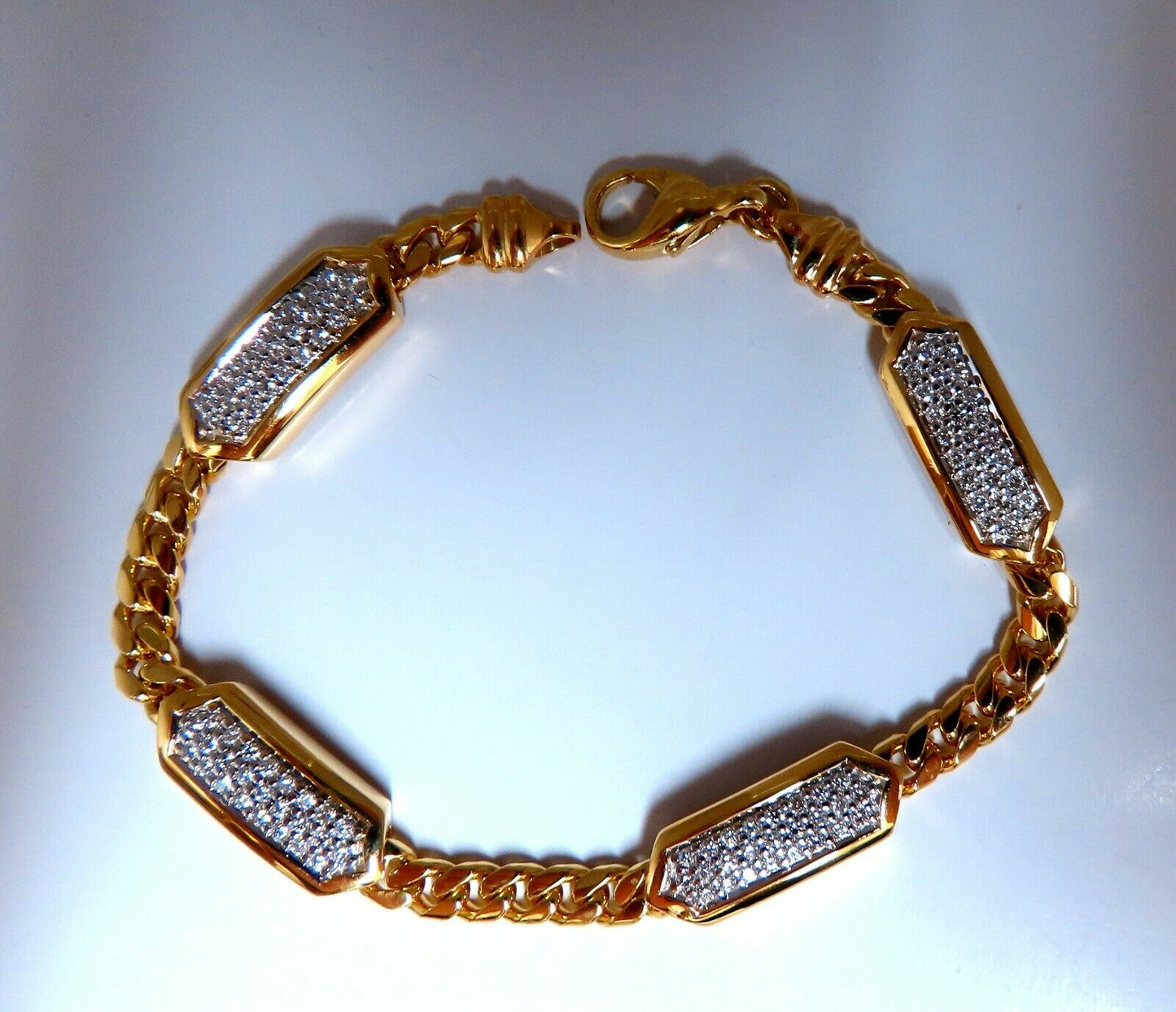 1.63ct Natural Round Diamonds Rectangular Vector Curb Link Bracelet 18kt