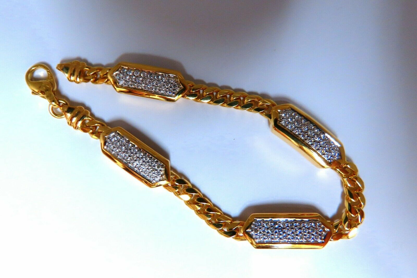 1.63ct Natural Round Diamonds Rectangular Vector Curb Link Bracelet 18kt