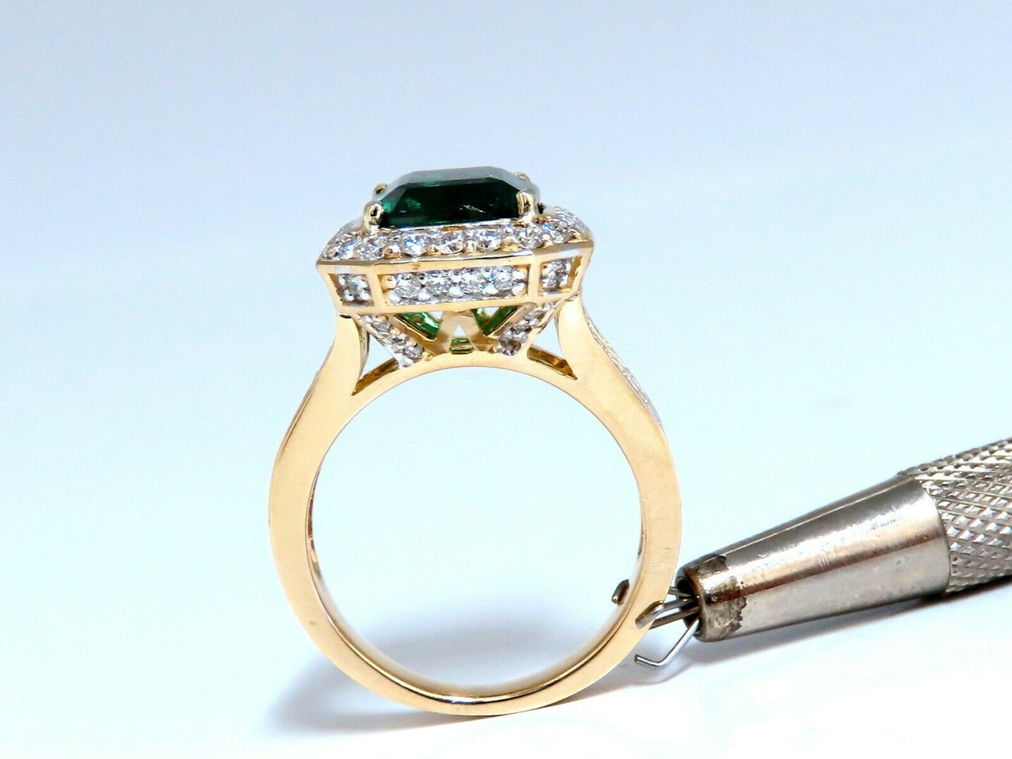 GIA Certified 5.12ct Natural Green Emerald Diamonds Ring 14kt. F1