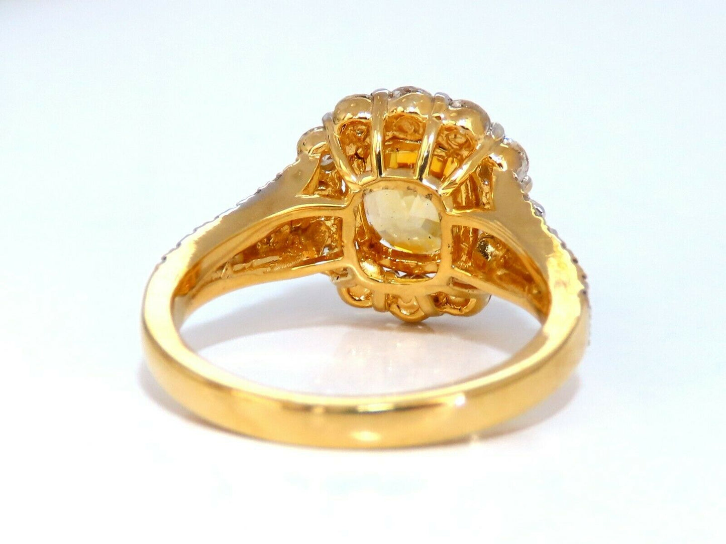 GIA Certified 2.59Ct Natural Yellow Natural Sapphire Diamonds Ring 14kt