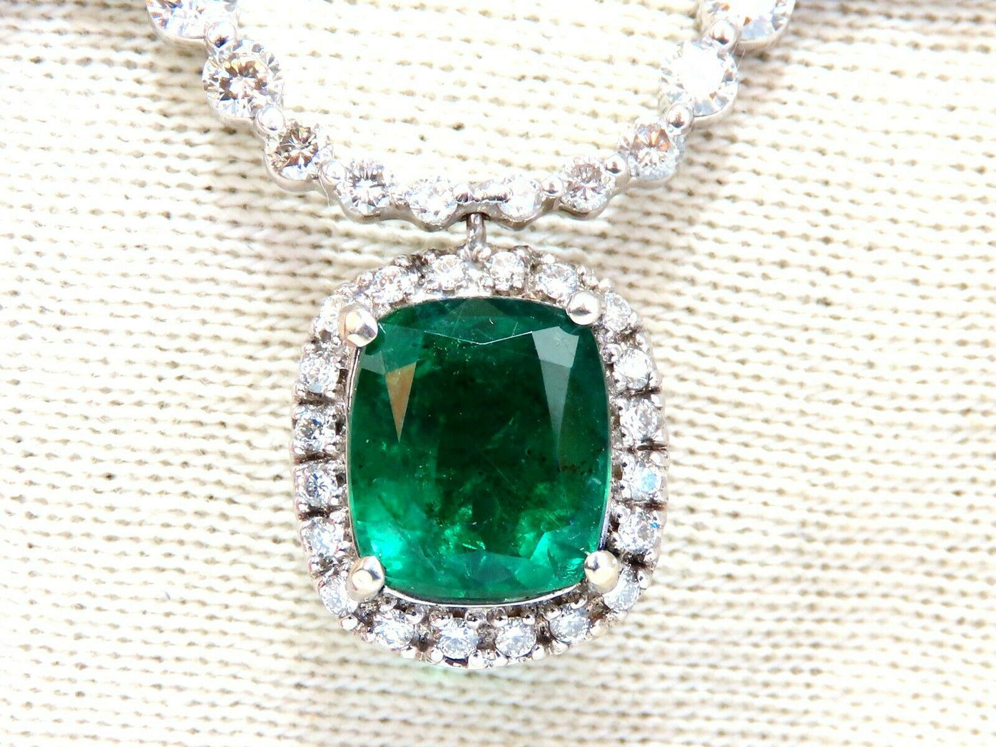 4.04ct Natural Emerald Diamonds Necklace 14kt Dangle