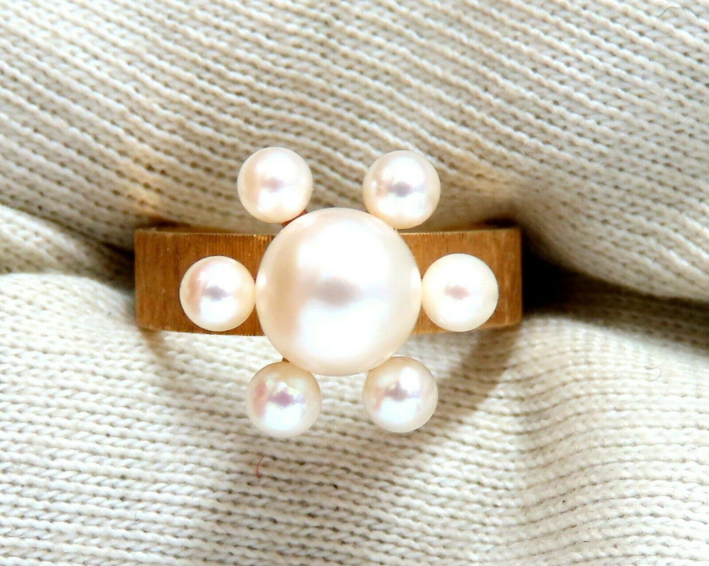 Handmade Pearl Raised Cluster Ring 14kt