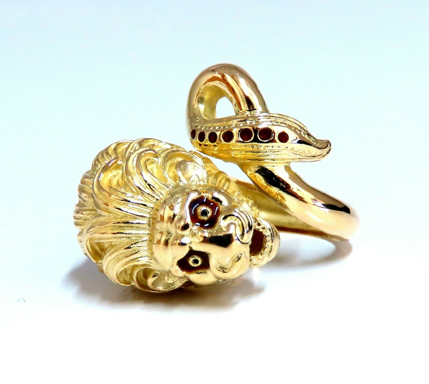 18kt Lion Wrap Enamel Ring