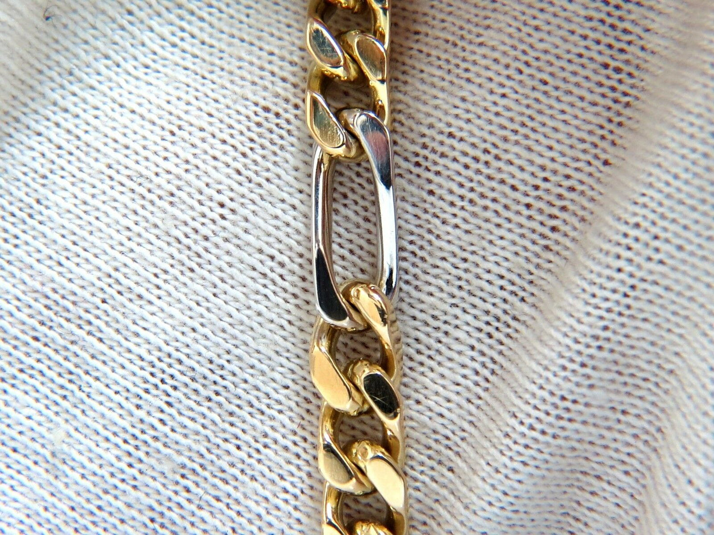 14kt Mens Classic Figaro Bracelet 8inch