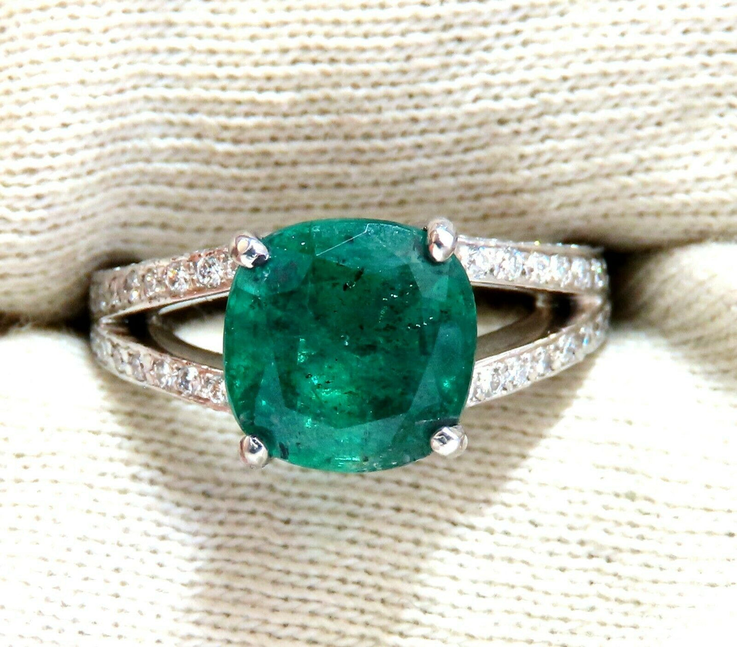 5.30ct Natural Cushion Emerald Diamonds Ring Platinum Split Shank Fine Green