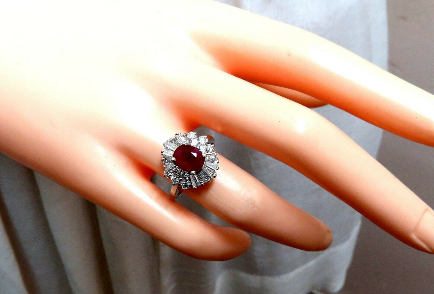 GIA Certified Burma Ruby 1.75ct Ballerina Cocktail Diamond ring 14kt
