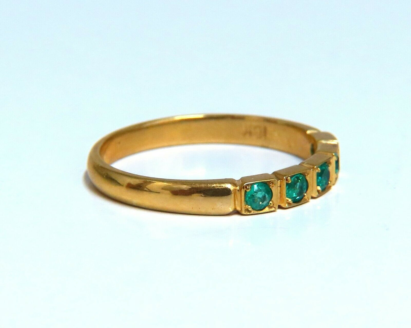 .25ct Natural Round Emeralds Band 18kt