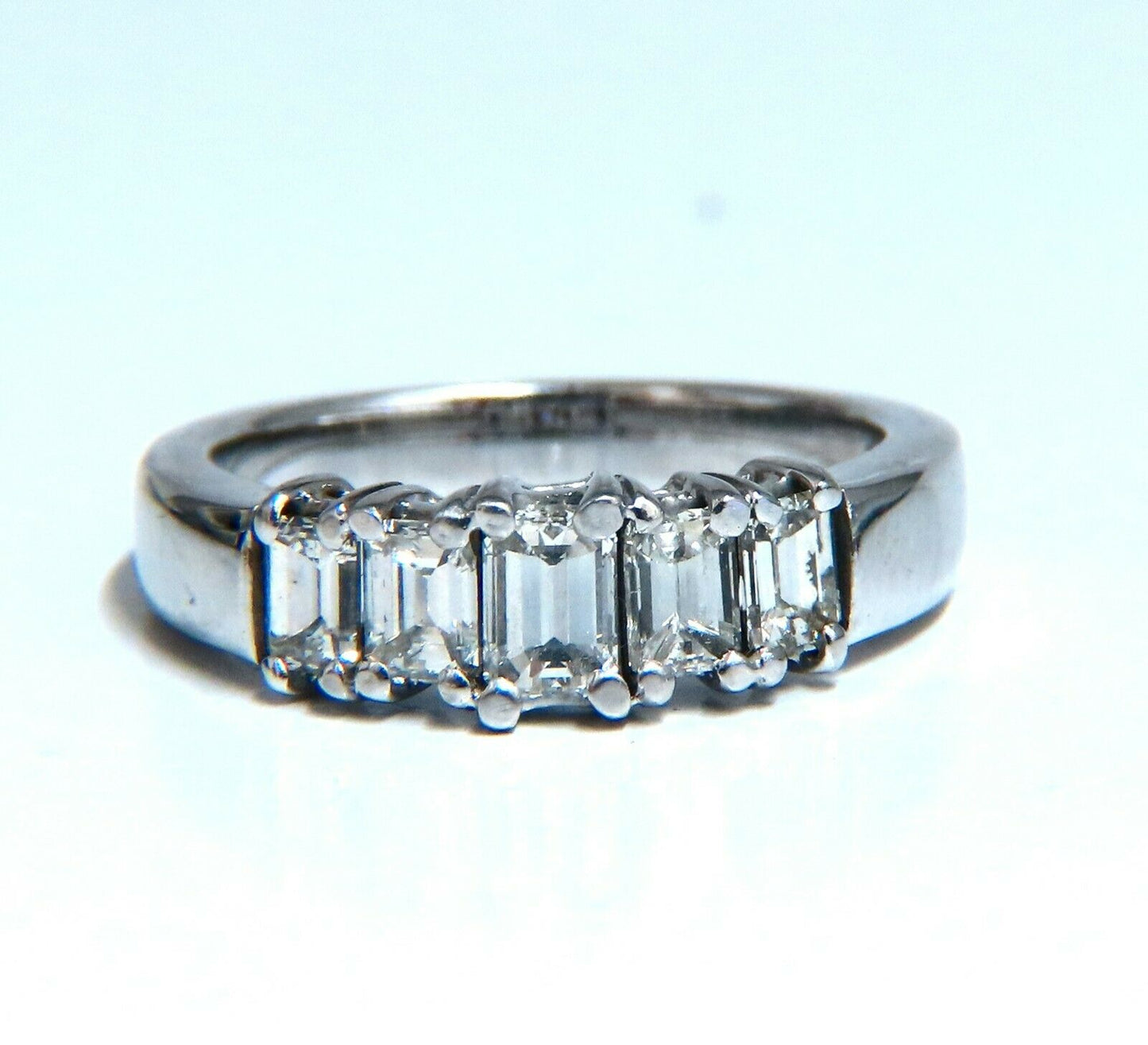 1ct Natural Diamond Baguette Ring 14kt H/Vs