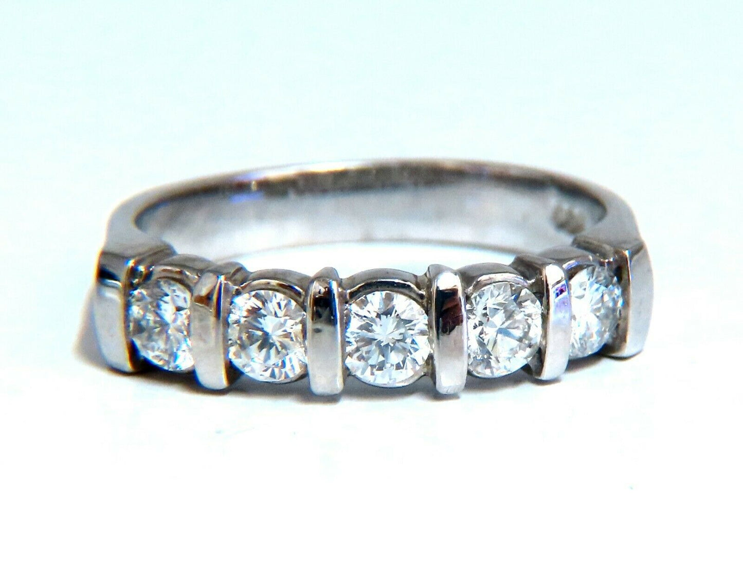 .75ct Round Diamonds Channel Bar Ring 14kt