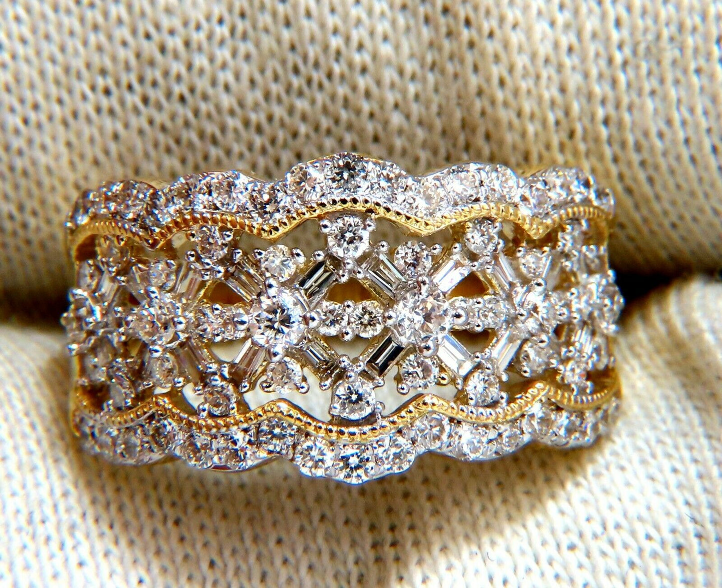1.30ct Natural Diamonds Filigree Curling Ring 14kt.