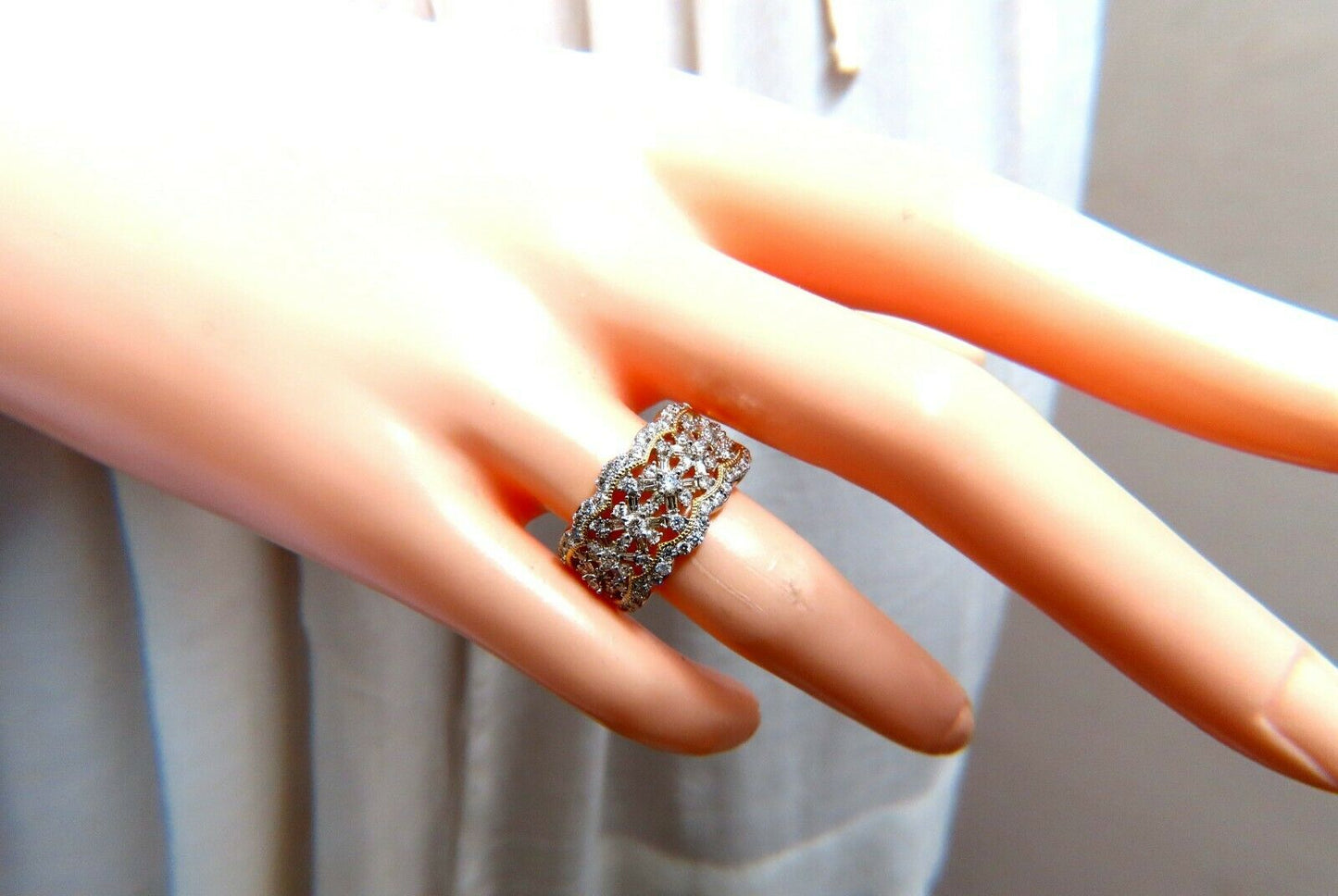 1.30ct Natural Diamonds Filigree Curling Ring 14kt.