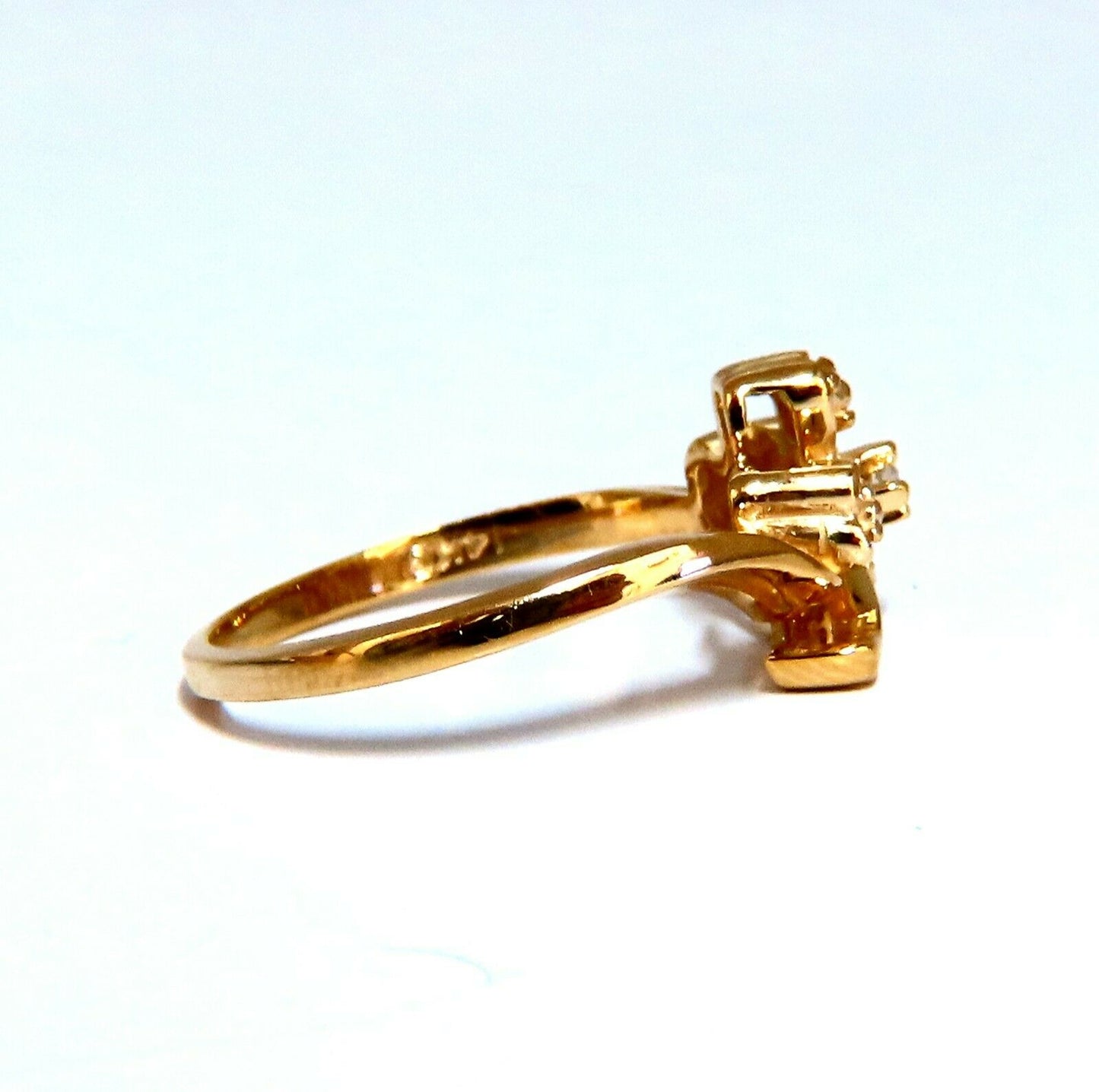Natural Diamonds Irish Clover Vintage Ring 14kt