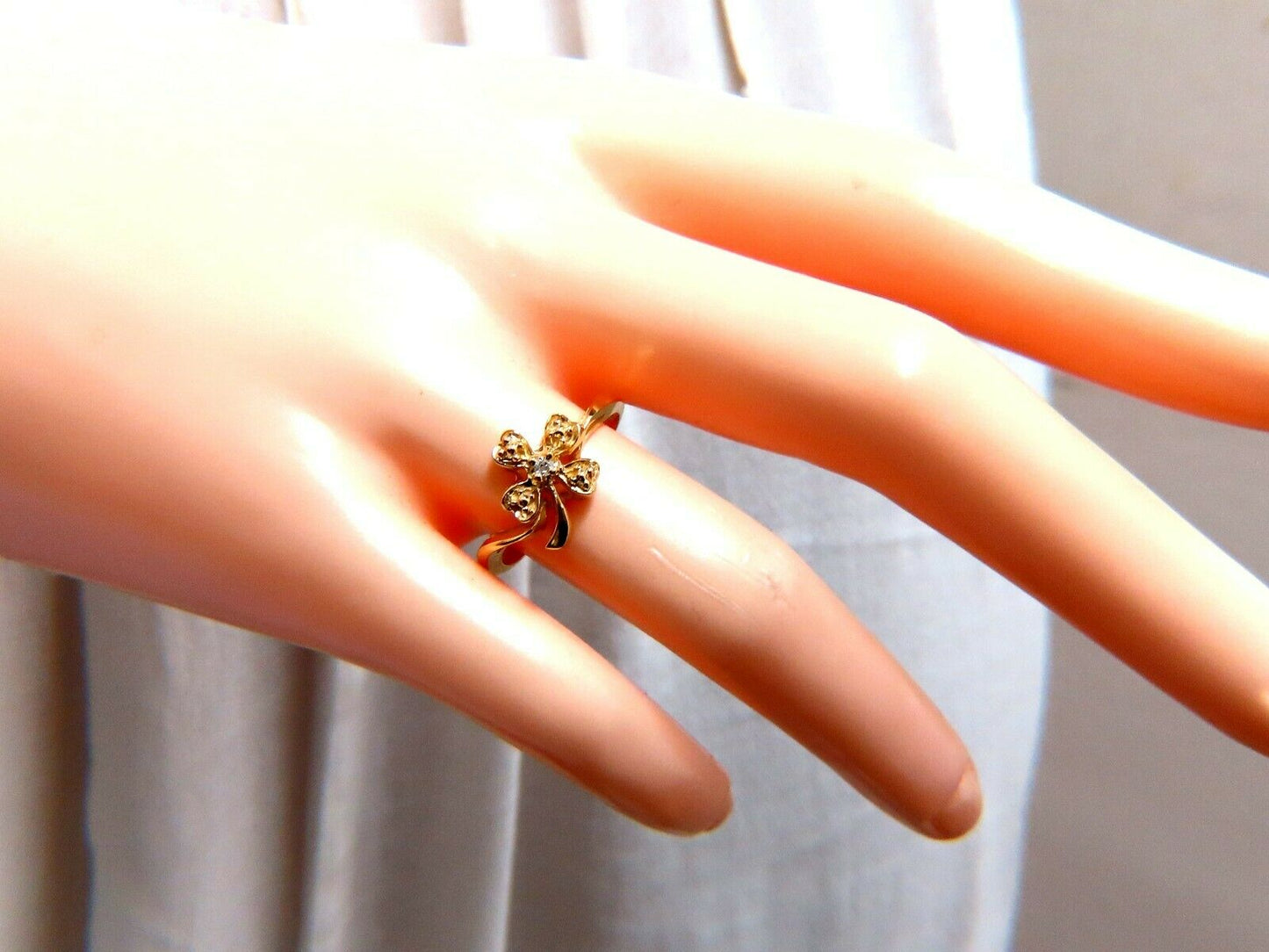 Natural Diamonds Irish Clover Vintage Ring 14kt
