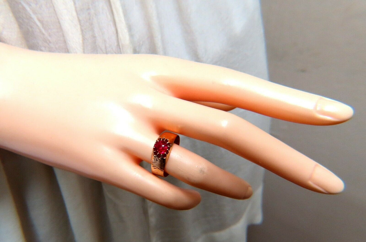 2ct Lab Ruby Vintage European Ring 14kt
