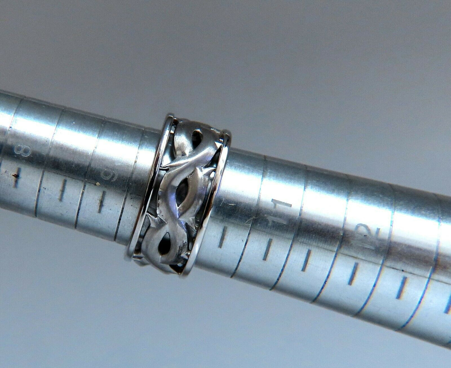 Eternity Vine wrap satin Band 18kt