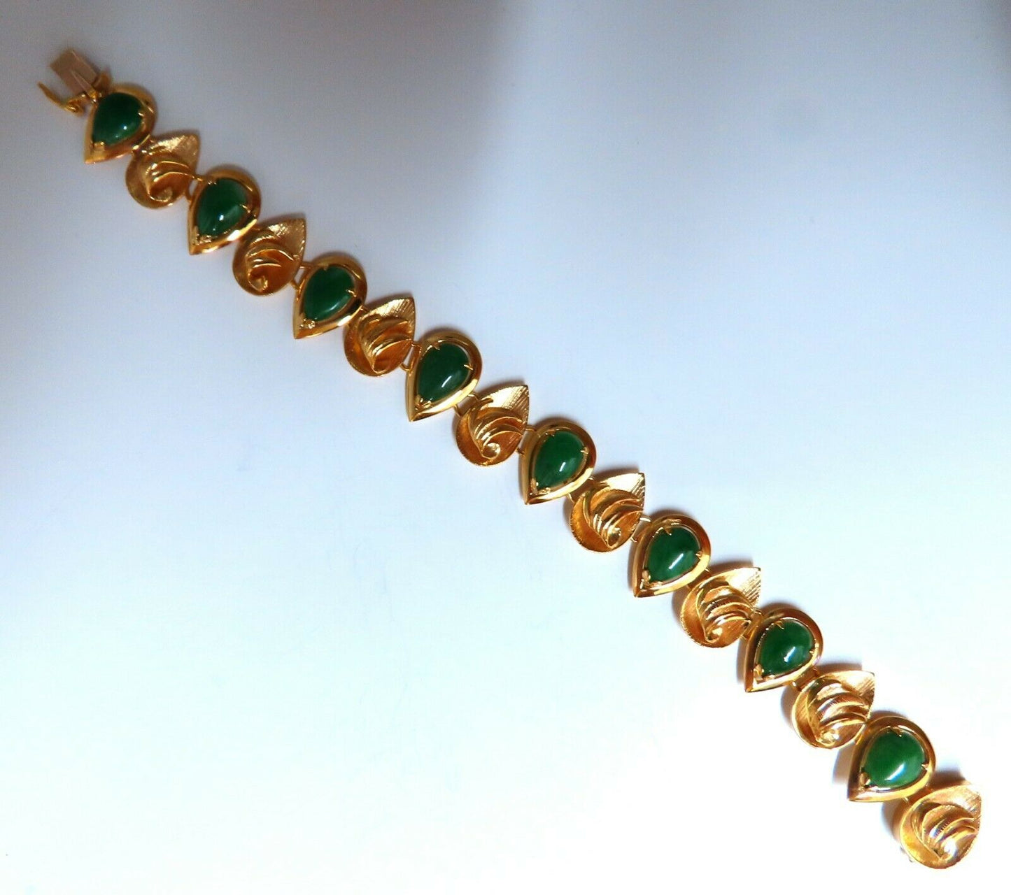 15ct Vintage Estate Natural Jade bracelet 14kt