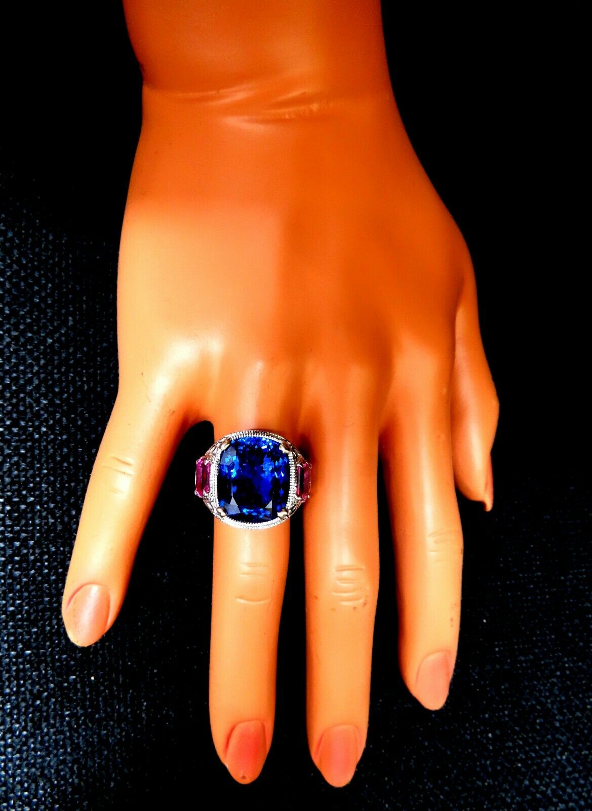 GIA Certified 13.01 natural Blue Tanzanite diamonds ring 14kt Pink Sapphires