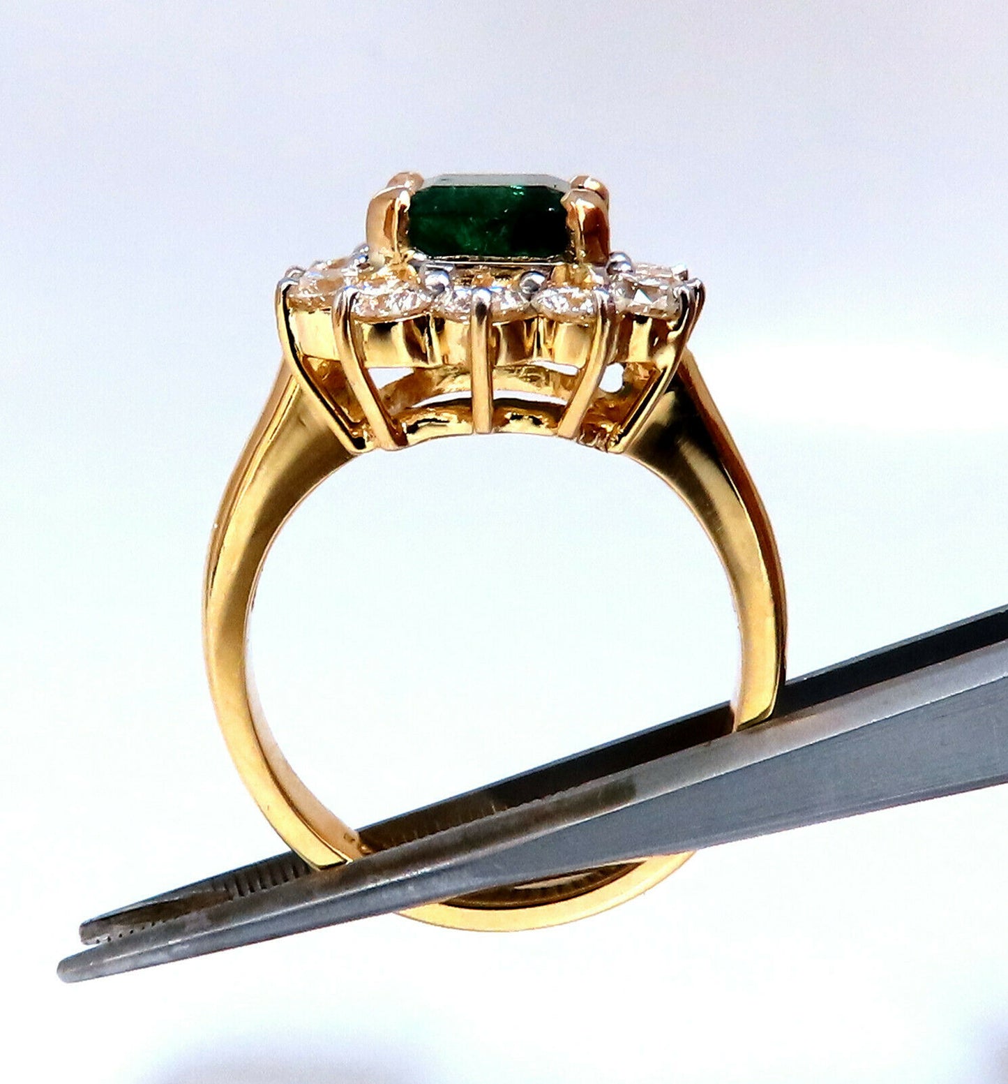 GIA Certified: 3.72ct Natural Emerald Diamonds Ring 14kt (F2)