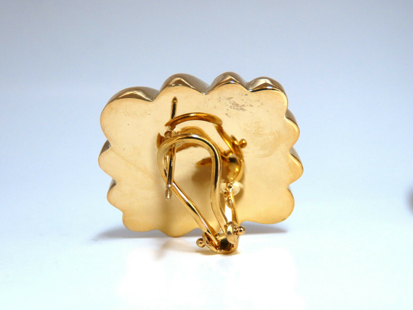 14kt Gold Clip earrings Crest Classic