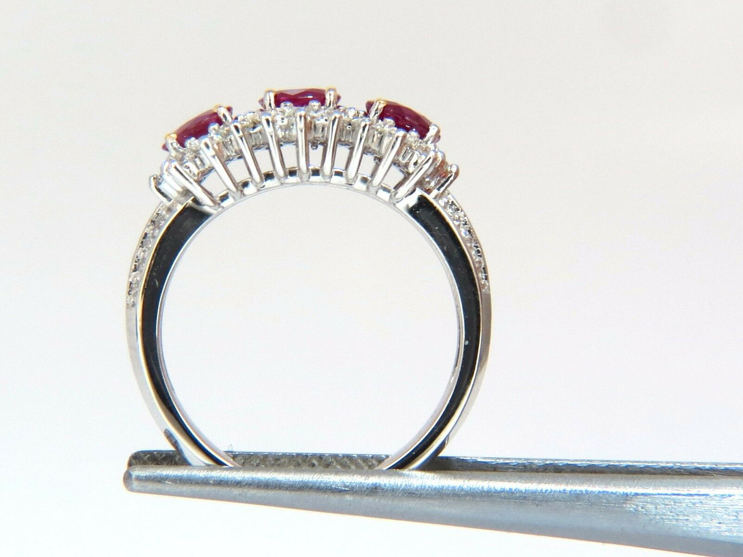 2.52ct natural vivid red ruby diamonds ring 14kt three stone halo class