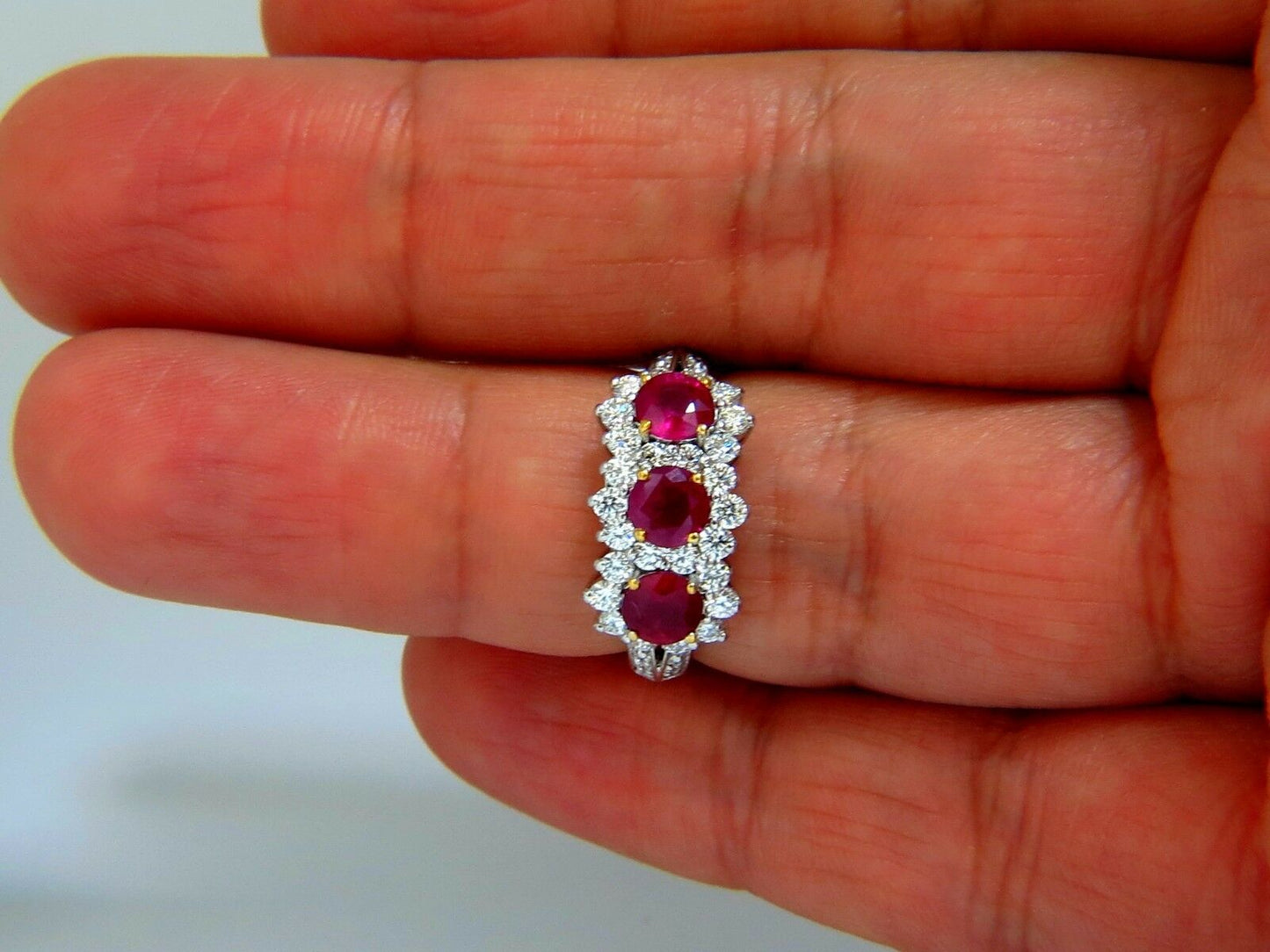 2.52ct natural vivid red ruby diamonds ring 14kt three stone halo class