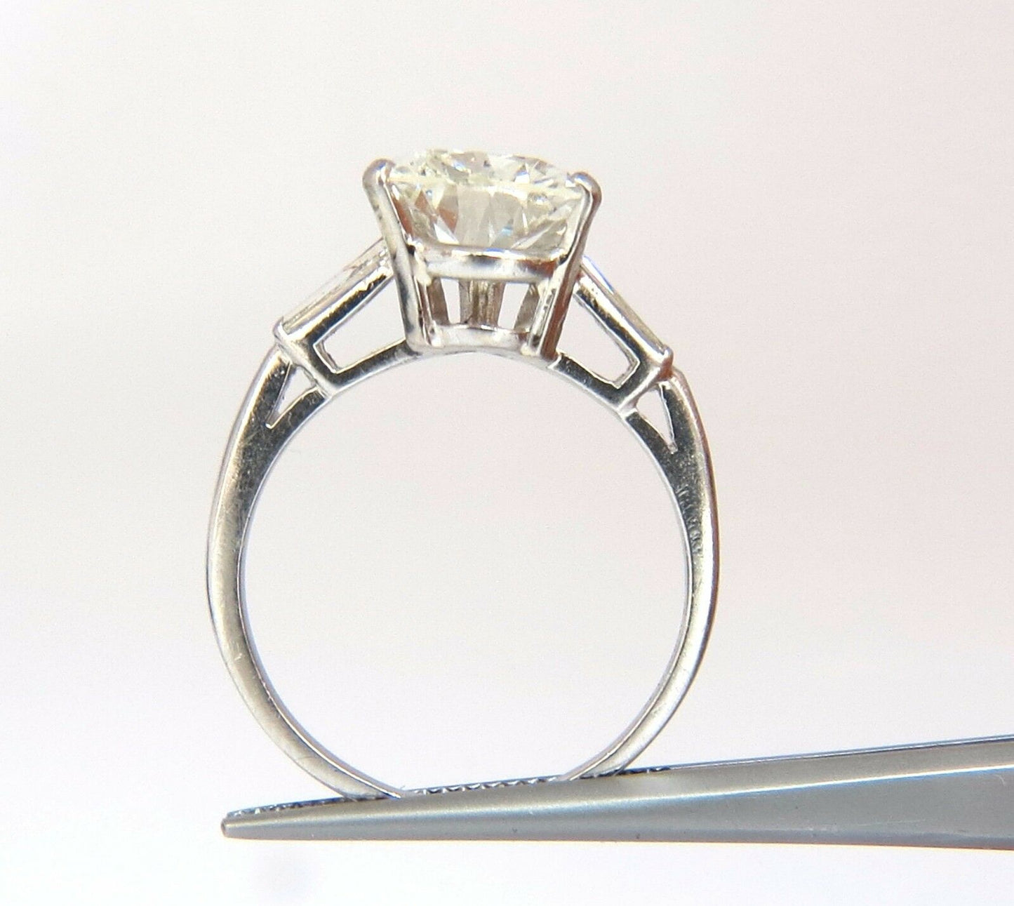 GIA Certified 3.77ct Pear Shape Diamond Ring Platinum Classic Engagement