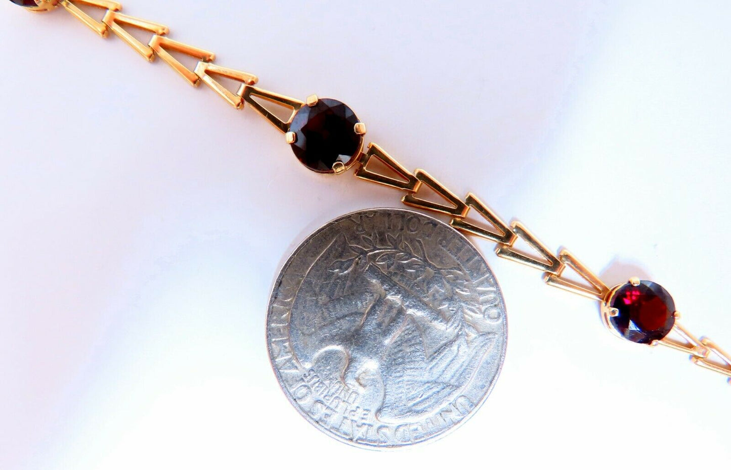 3.50ct natural garnets bracelet 14kt