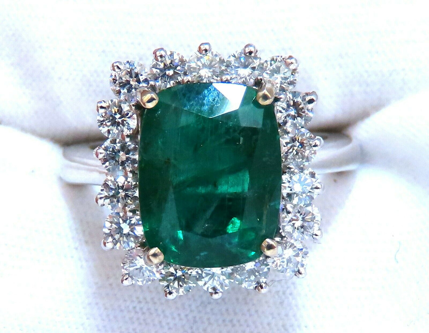 GIA Certified 4.86ct natural green emerald diamonds ring 14kt Halo Prime