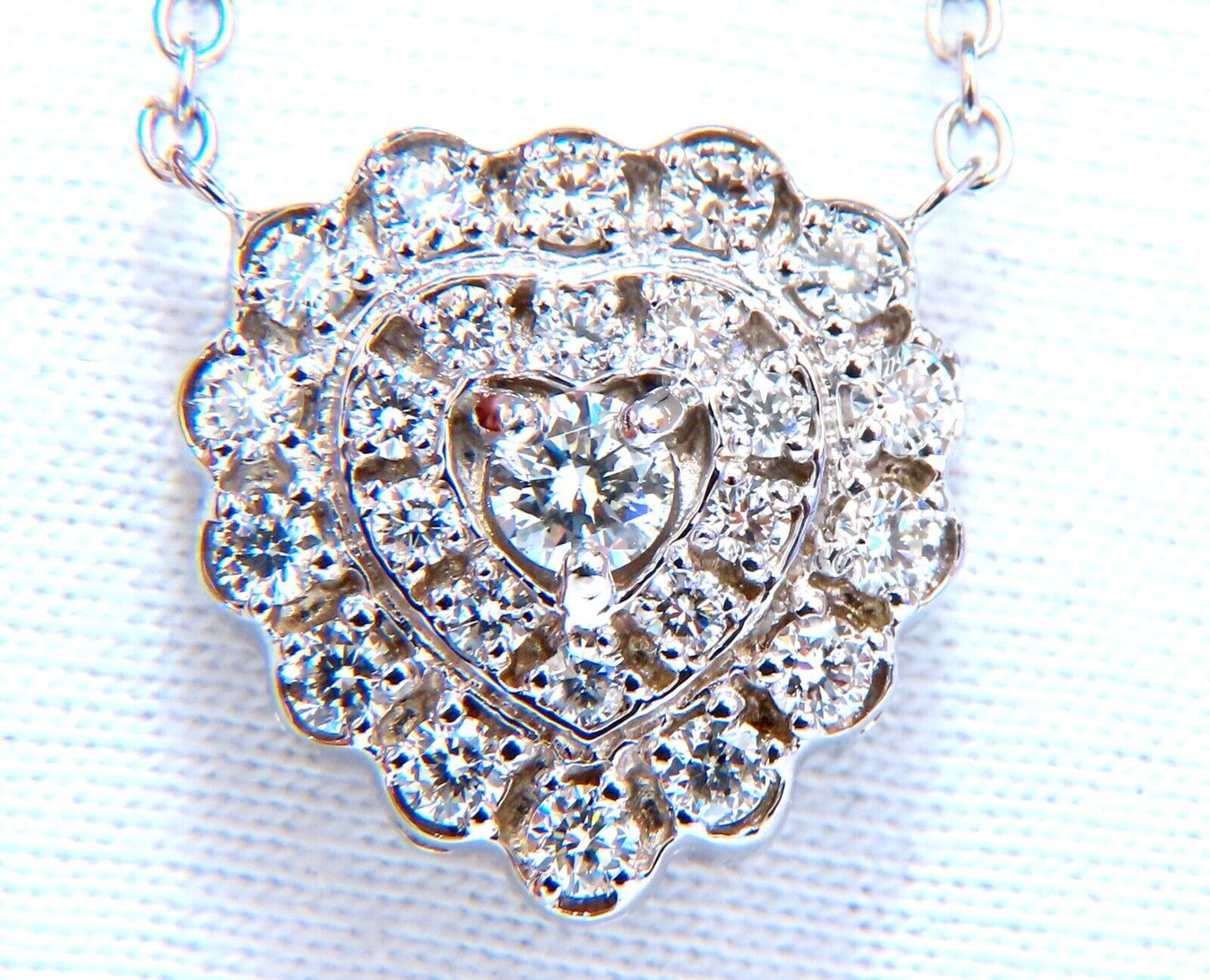 .72ct Bead Set Heart Natural diamonds cluster necklace 14 karat