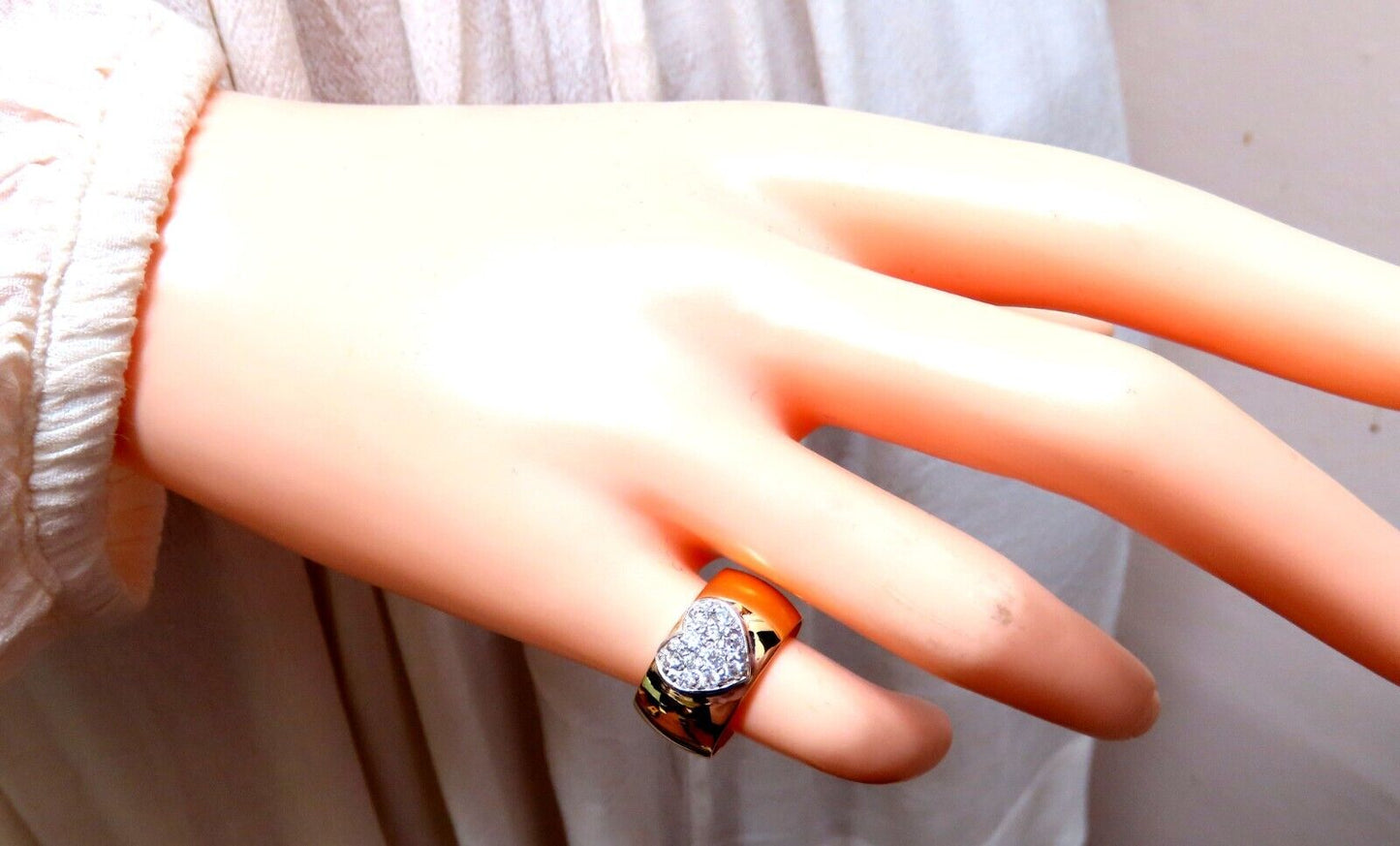.30ct Natural Round Diamond Heart Ring 14kt wide band
