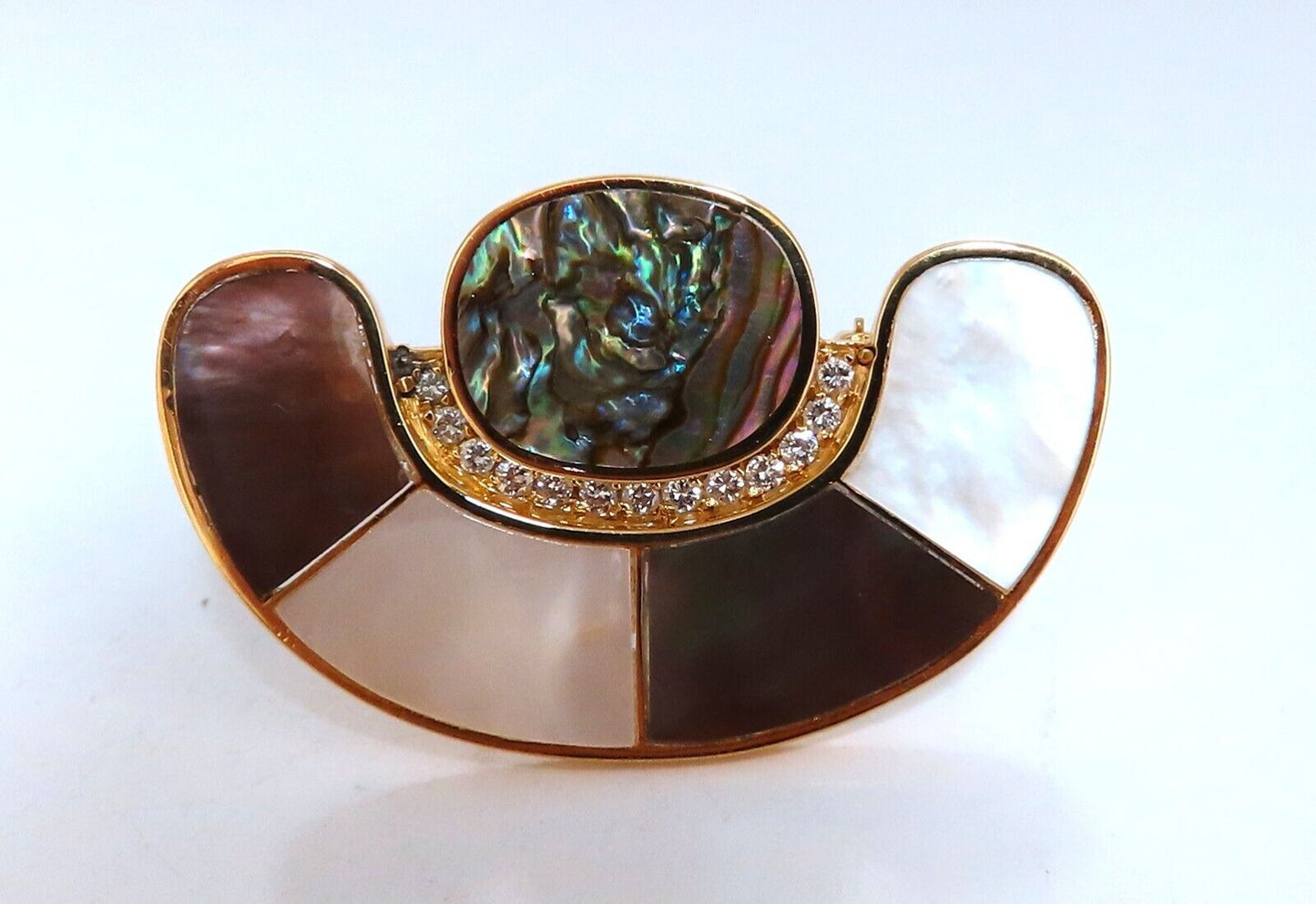 Mother of Pearl Diamonds Crescent Pin 18kt