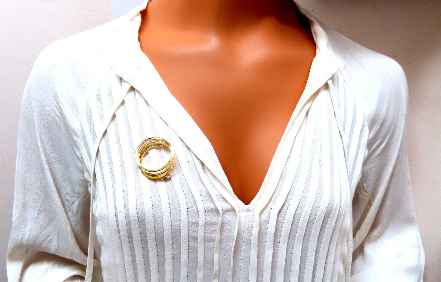 Triple Circle Pin 18Kt