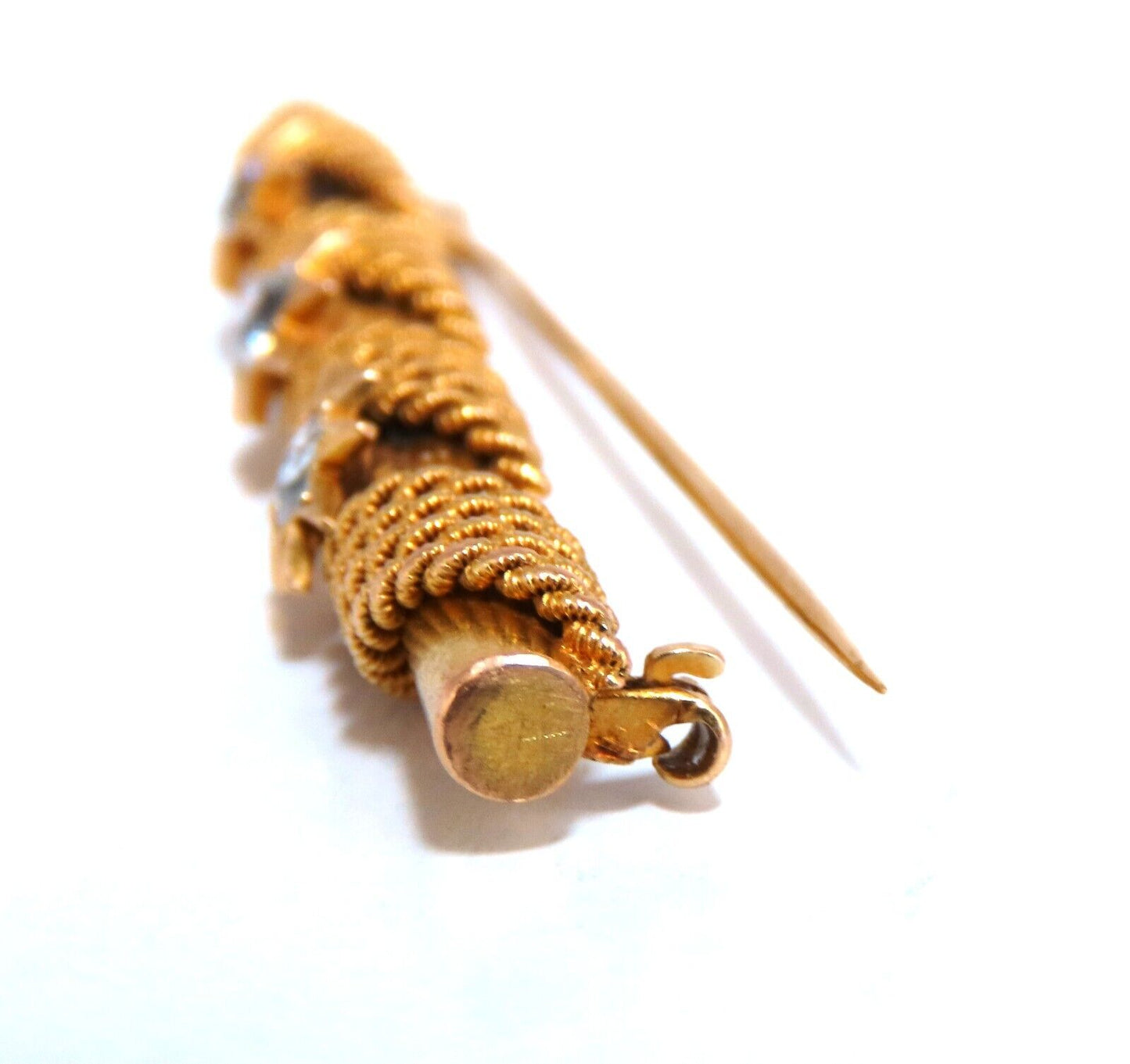 .32ct Natural Old mine Cut Natural Diamond Tube Pin Rope Twist 14kt