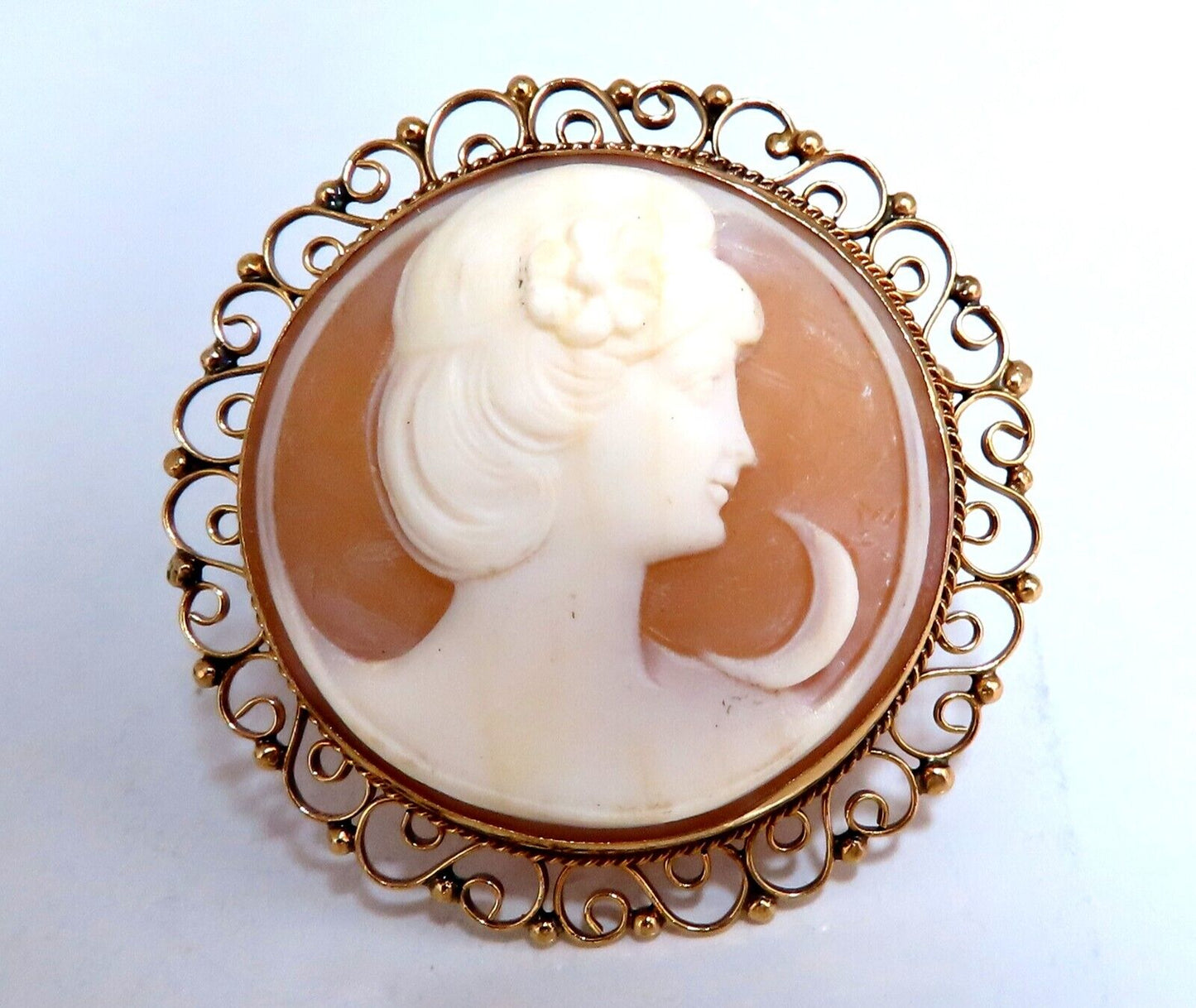 14kt Gold Cameo Gold Pin Circular Moon Crescent