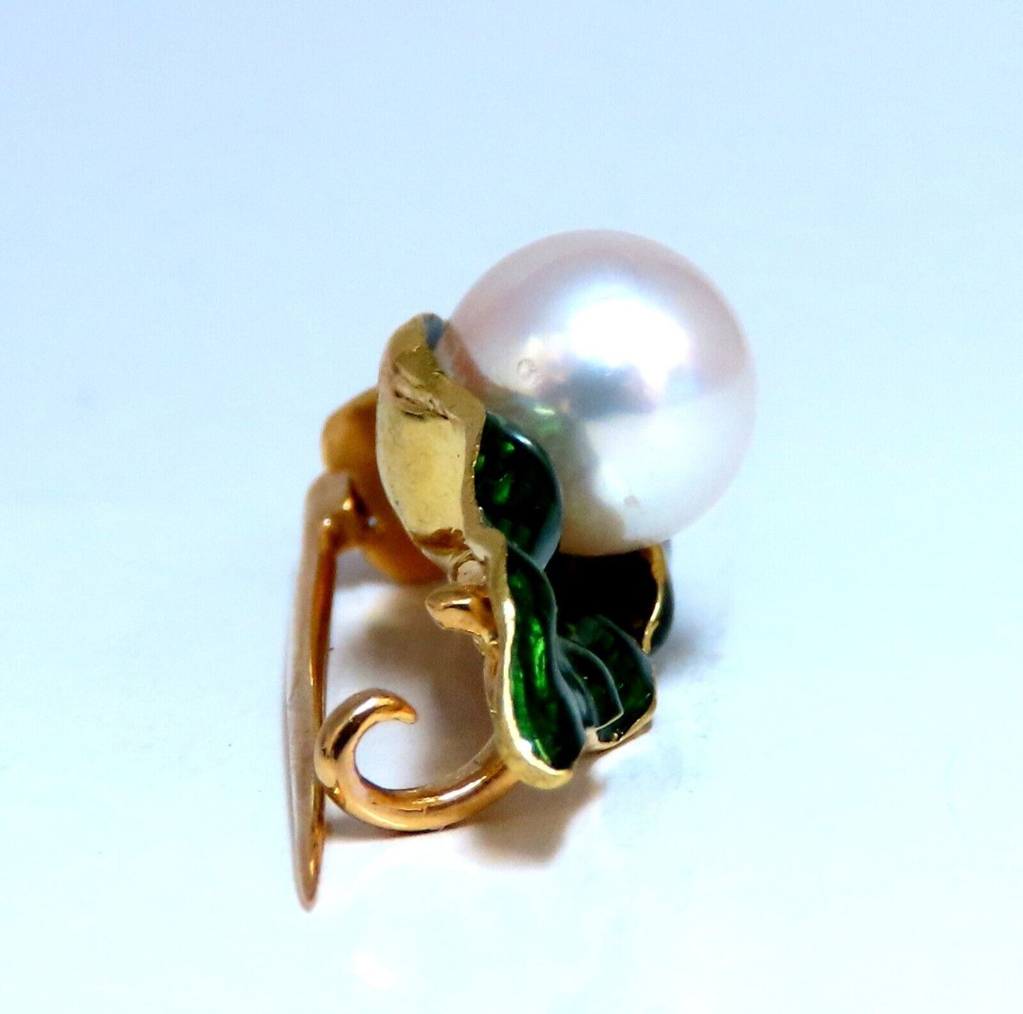 18kt Gold Enamel Leaf Pearl Pin