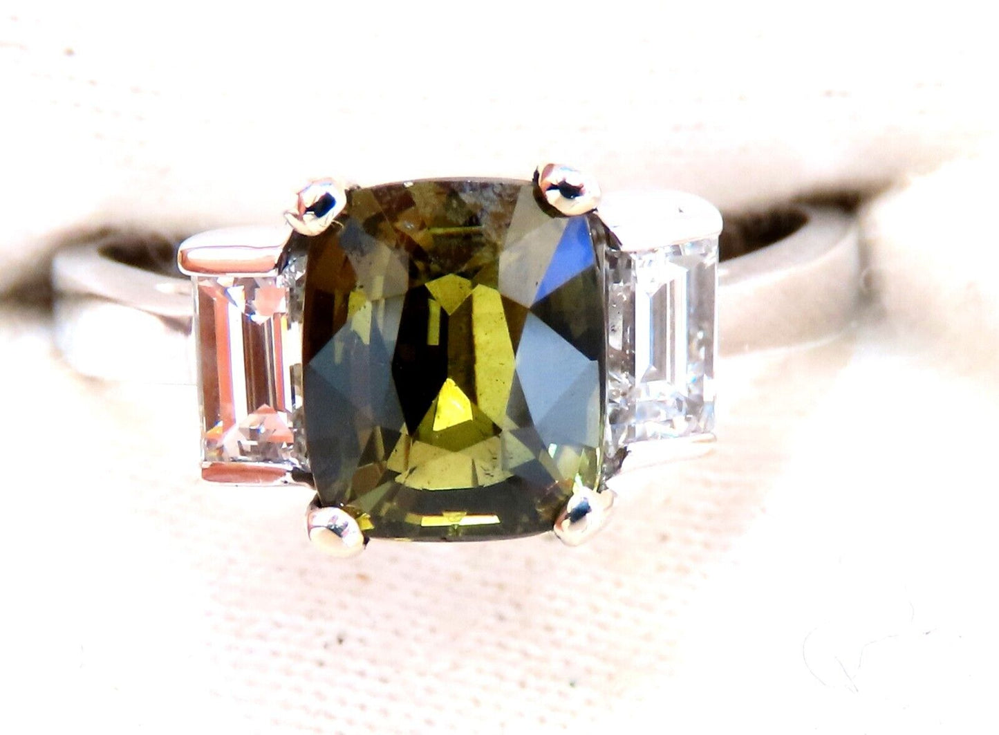GIA Certified 1.87ct natural color change alexandrite diamond ring 14kt