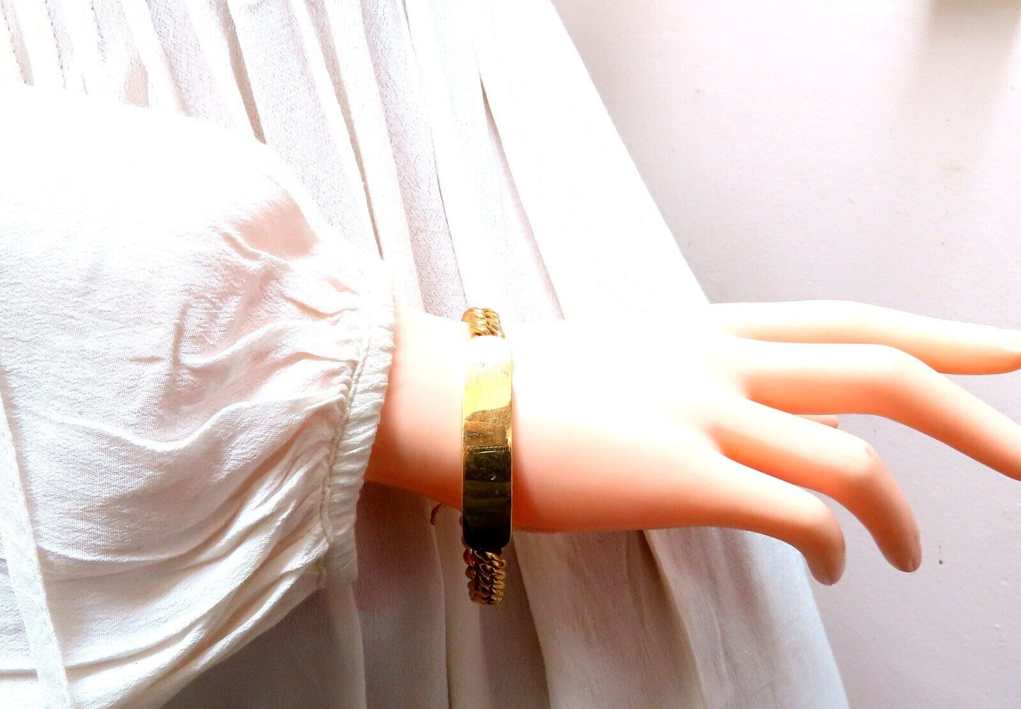 Curb Link ID Tag Bracelet 18kt 8 inch 50.5 Grams