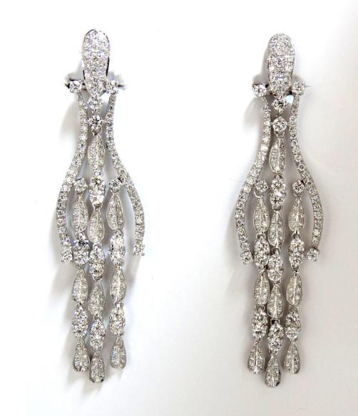 6.00ct natural diamonds modern dangle petal chandelier earrings 18kt Ref 12321