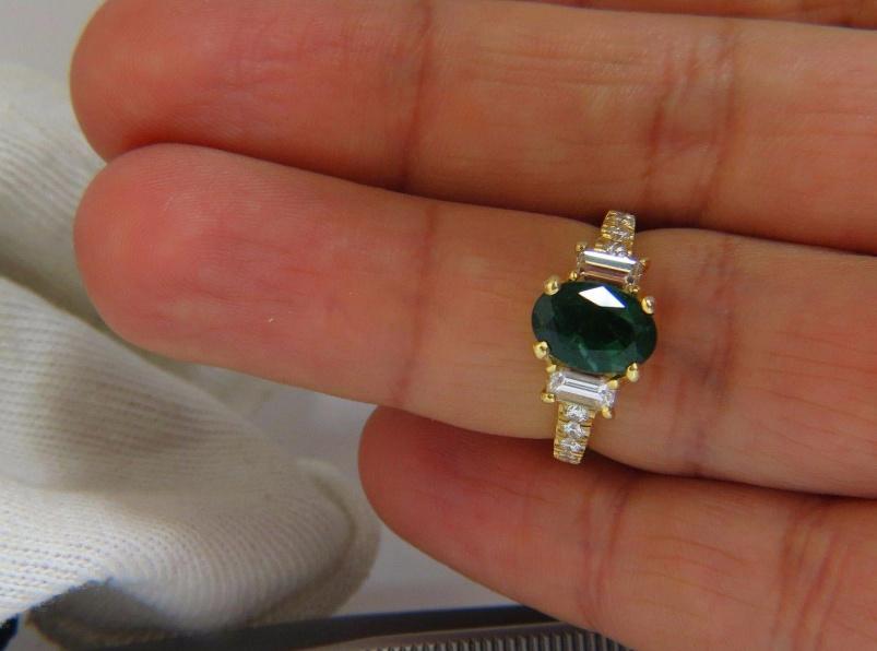 GIA Certified 2.68 Carat Natural Emerald Diamonds Ring 18kt Ref 12348