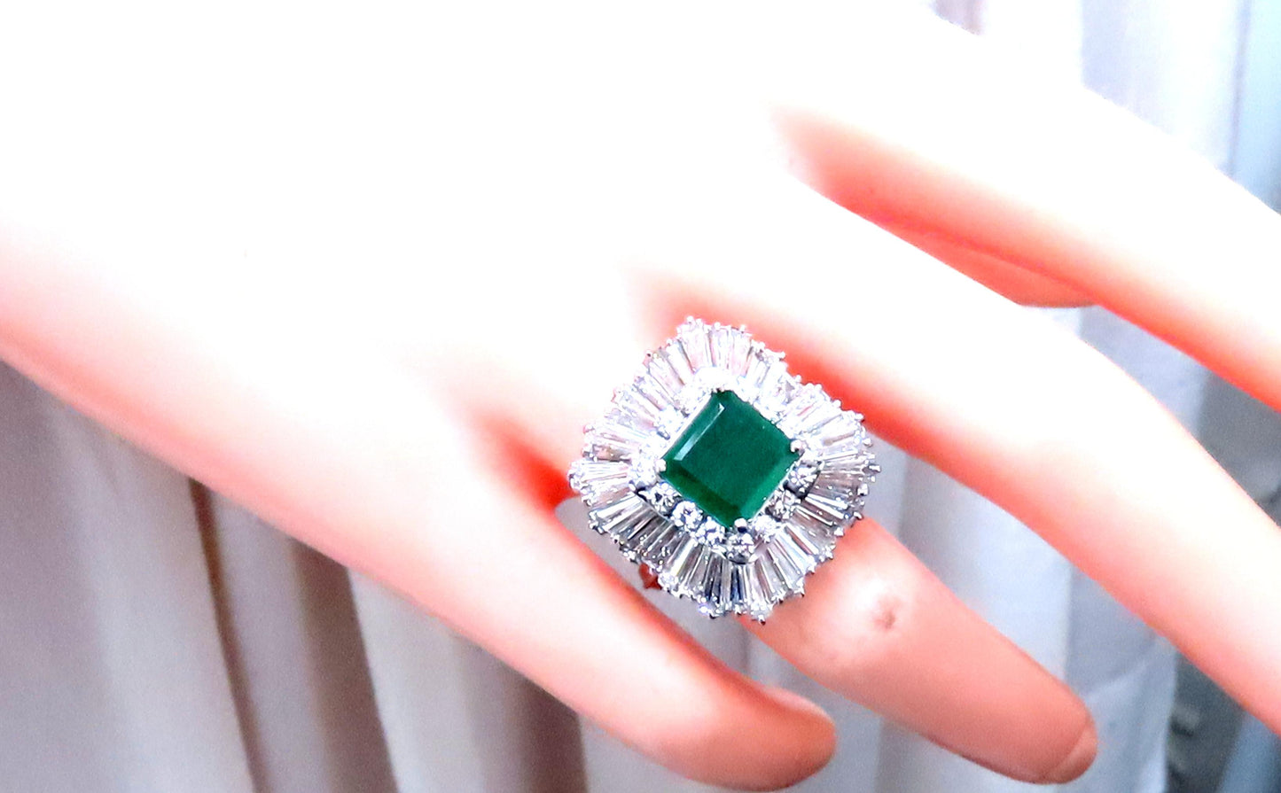 Natural Emerald Diamonds Classic Ballerina Cocktail Ring Platinum Ref 12294