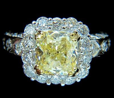 GIA 5.52CT CUSHION NATURAL FANCY YELLOW DIAMOND CLUSTER HALO RING VVS1