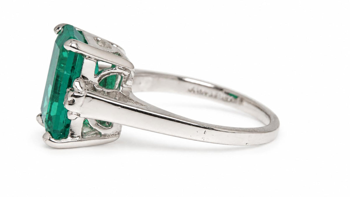 Vivid Green Lab Created 3.52ct Emerald diamond Ring 14kt. gold 95575