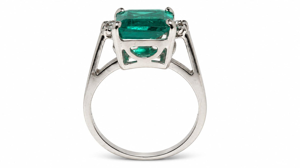 Vivid Green Lab Created 3.52ct Emerald diamond Ring 14kt. gold 95575