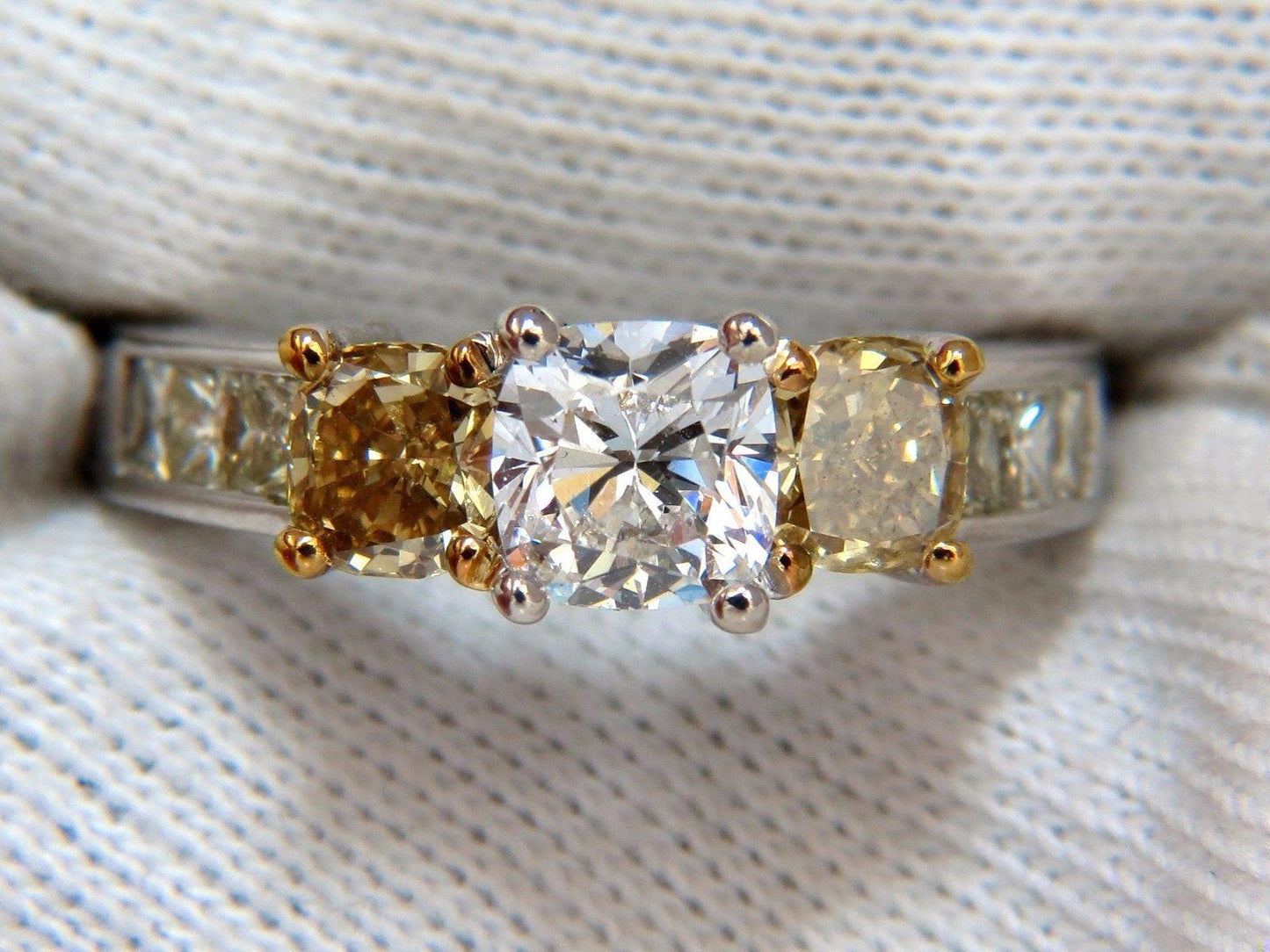 GIA certified 1.01ct natural diamond s& 1.02ct fancy yellows ring 14kt 10346**