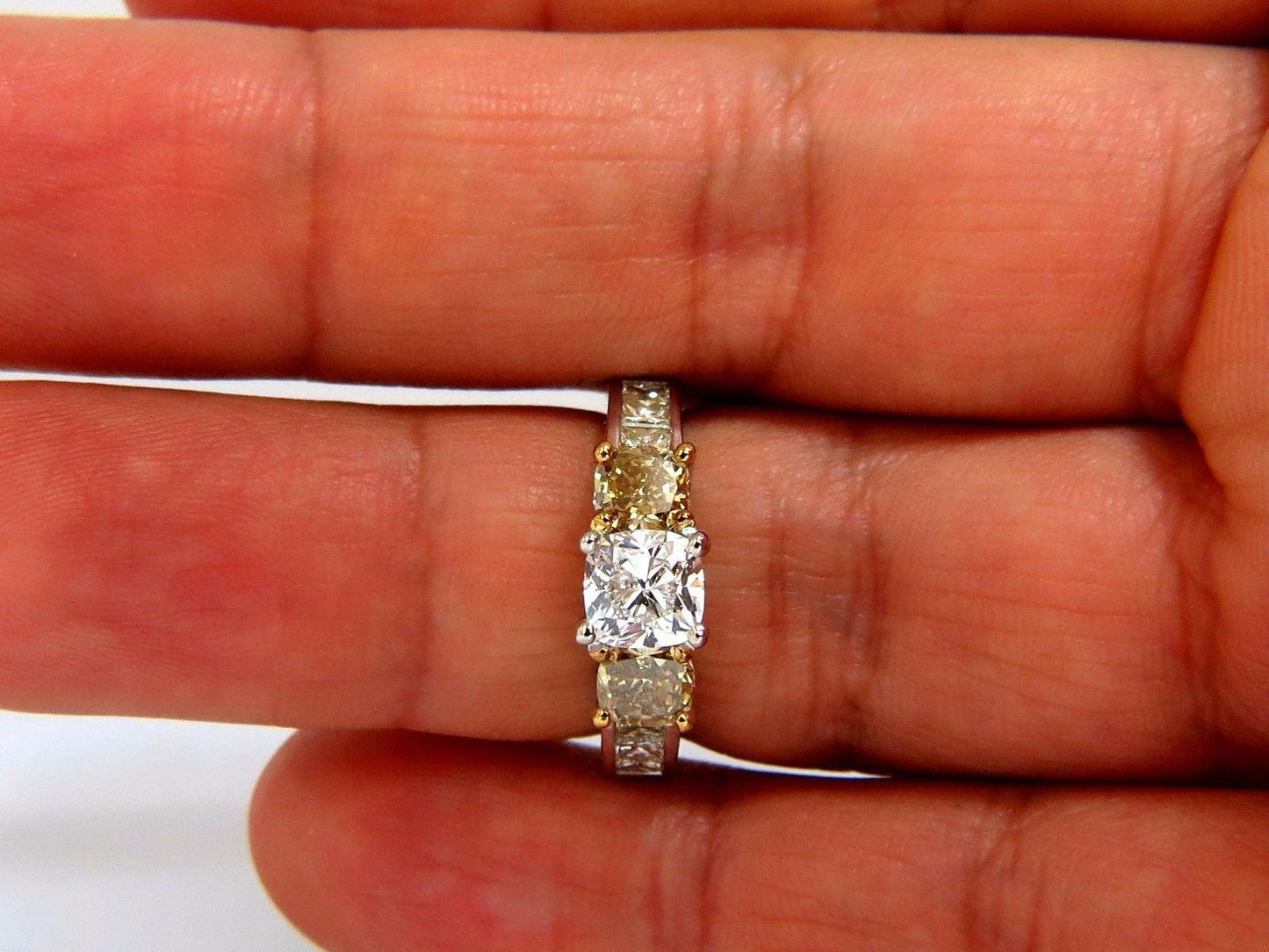 GIA certified 1.01ct natural diamond s& 1.02ct fancy yellows ring 14kt 10346**