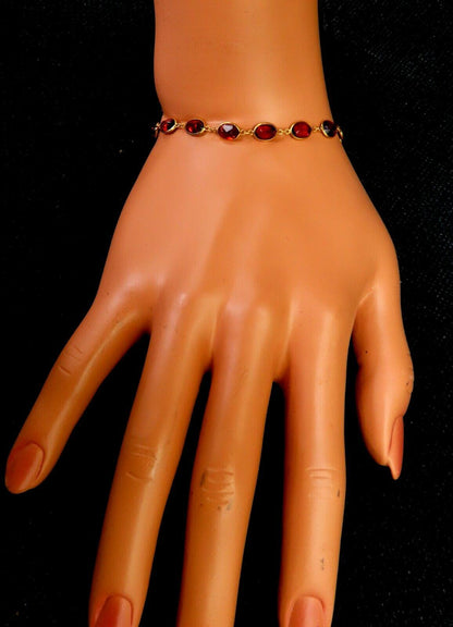 8ct Natural Garnet Yard Station Bracelet 14kt 11689**