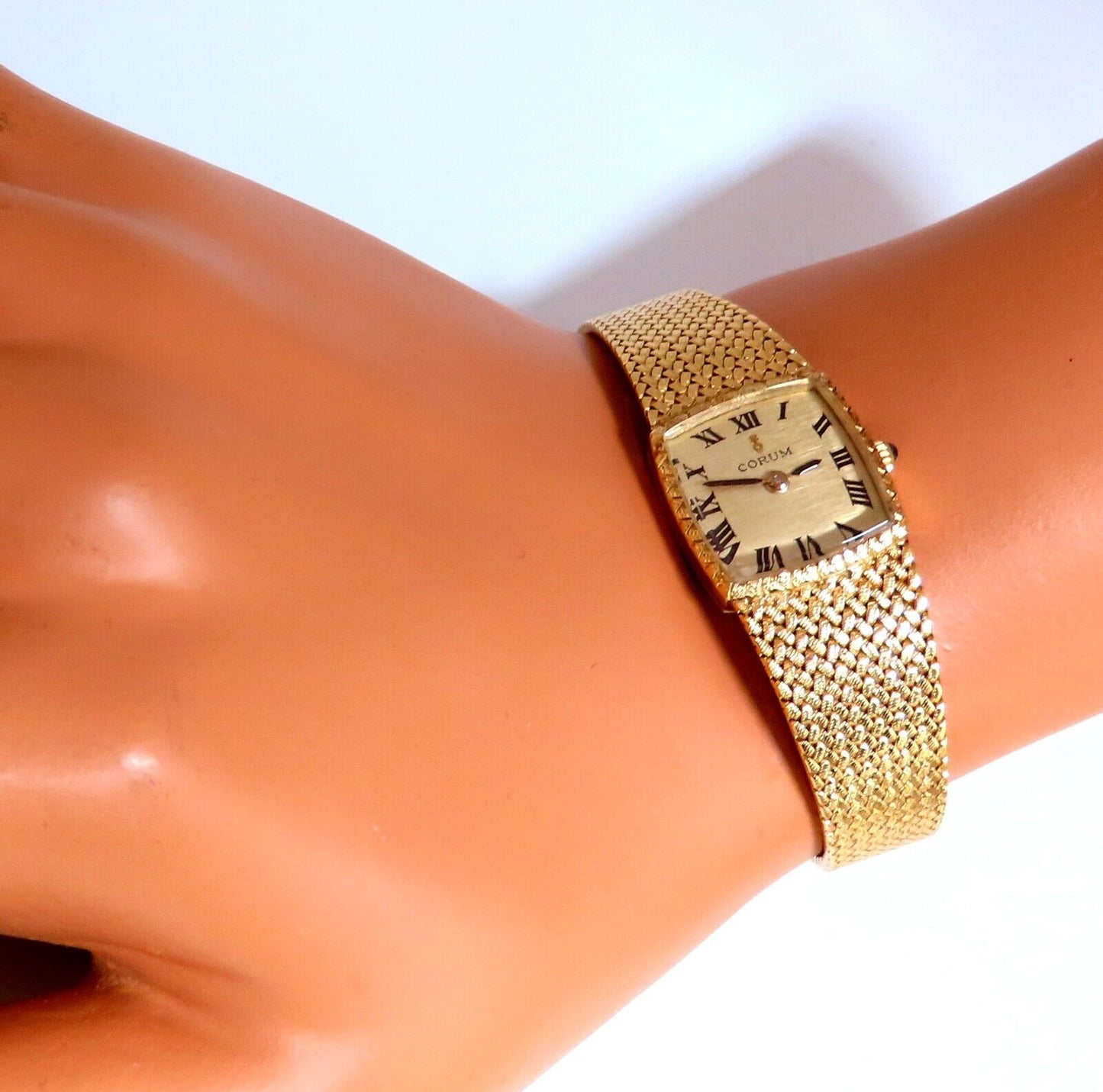 Corum Vintage Gold Watch 18kt 6.5 inch