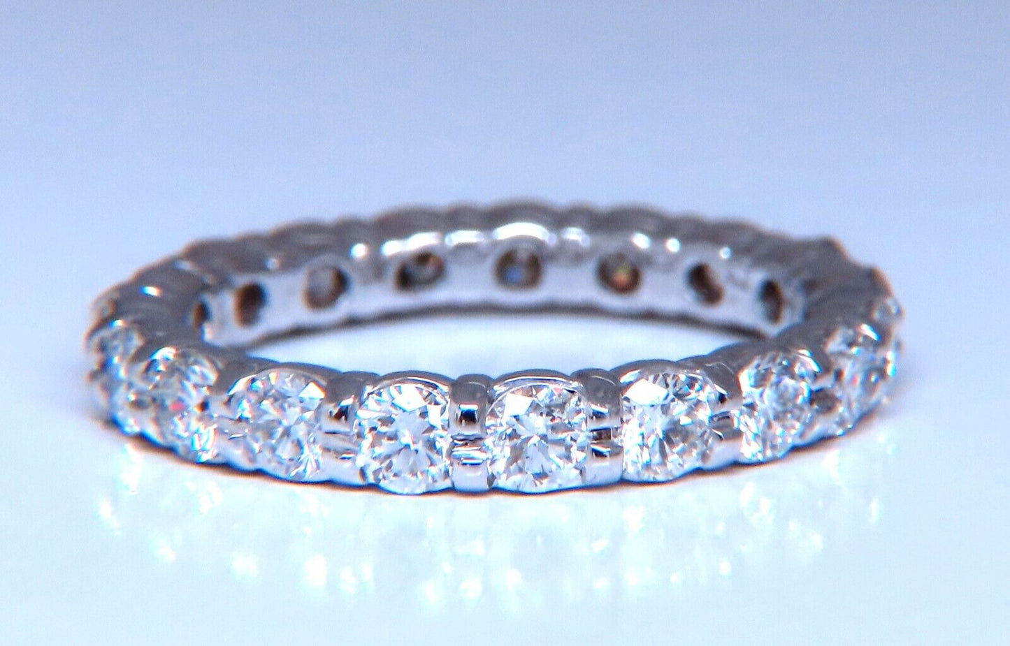 1.52ct Natural Round Diamonds Eternity Ring Sharing Prong G/Vs 14kt gold.